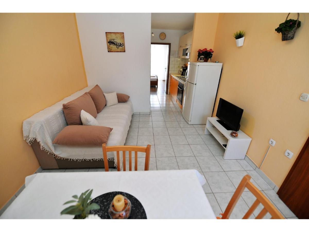 Apartments Kostelic ムルテル エクステリア 写真