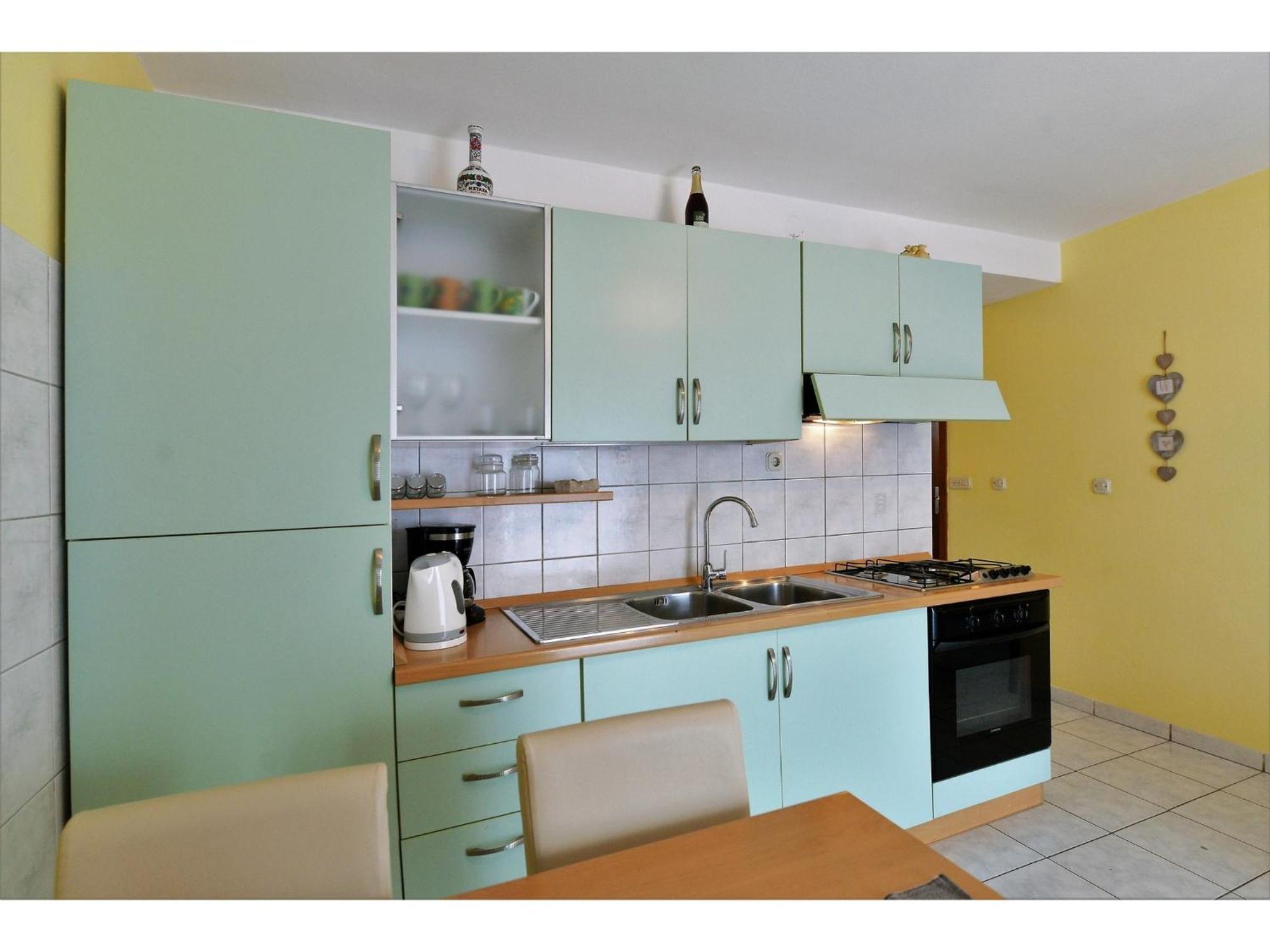 Apartments Kostelic ムルテル 部屋 写真