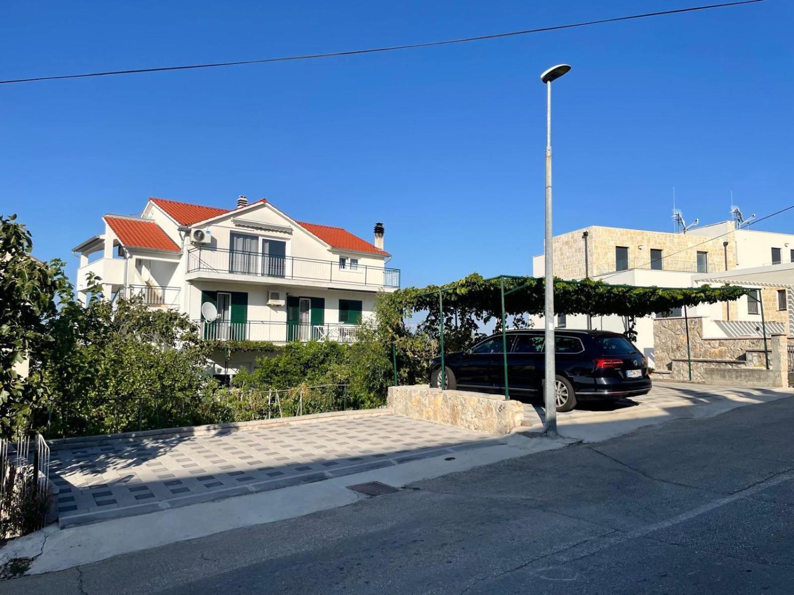 Apartments Kostelic ムルテル エクステリア 写真